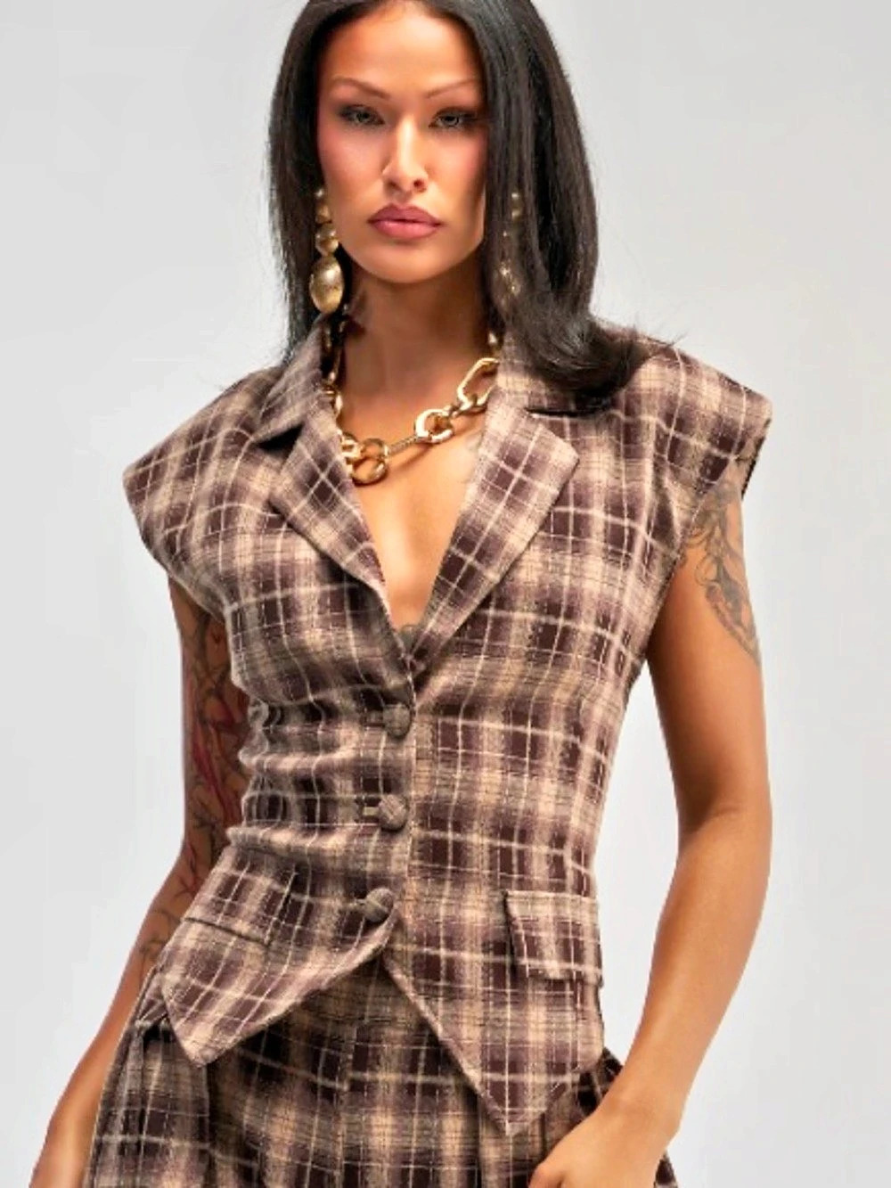 AKIRA Plaid Vest in Brown Large NWT